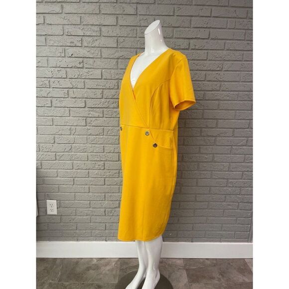 NY & Company Surplice Neckline Short Sleeve Yellow Sheath Dress Size XXL - Picture 3 of 9